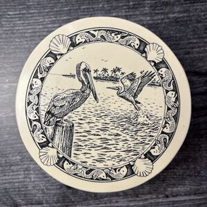 Pelican Scrimshaw Lidded Dish Fish Sealife (ST)